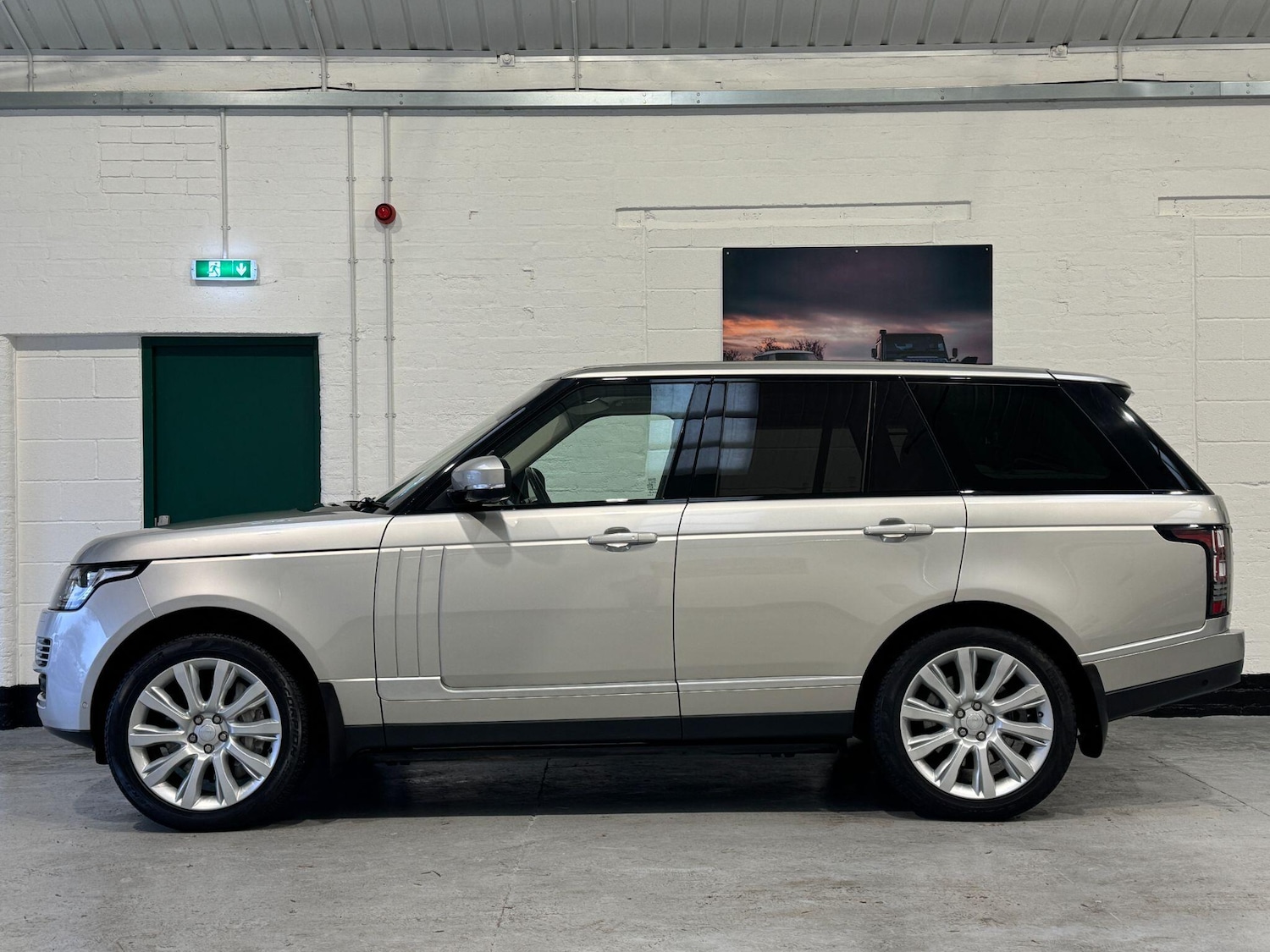 Used Land Rover Range Rover 2016 for sale - 77305171: Photo 10