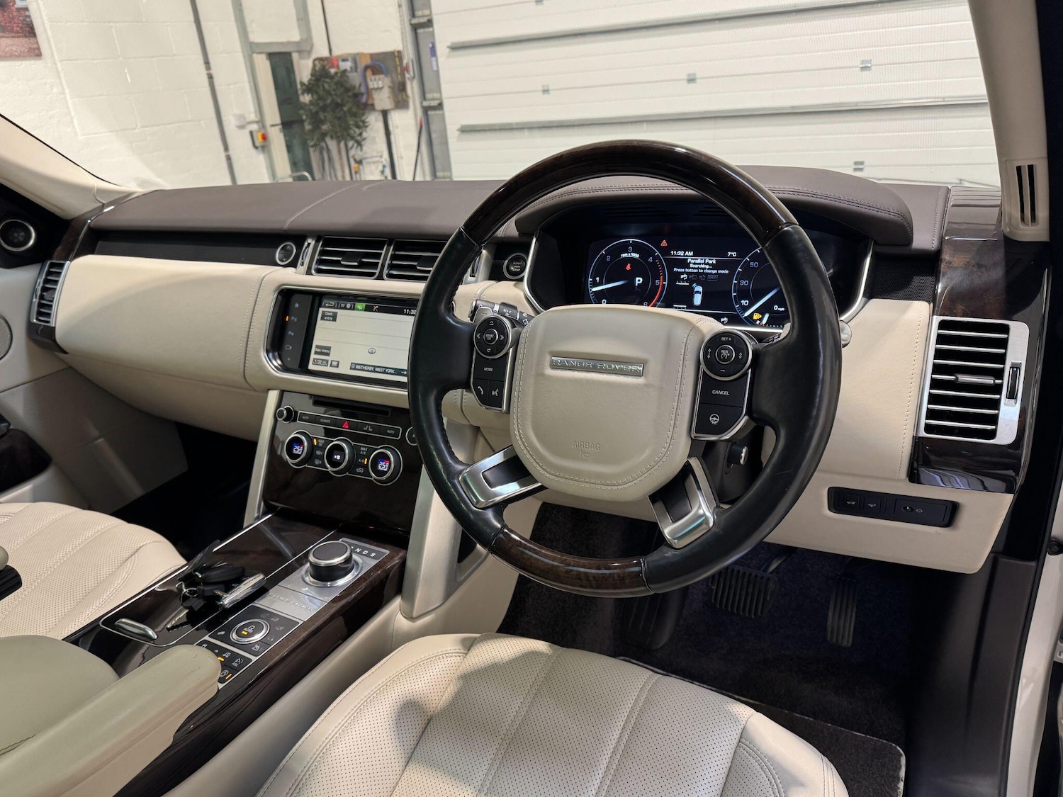 Used Land Rover Range Rover 2016 for sale - 77305171: Photo 17