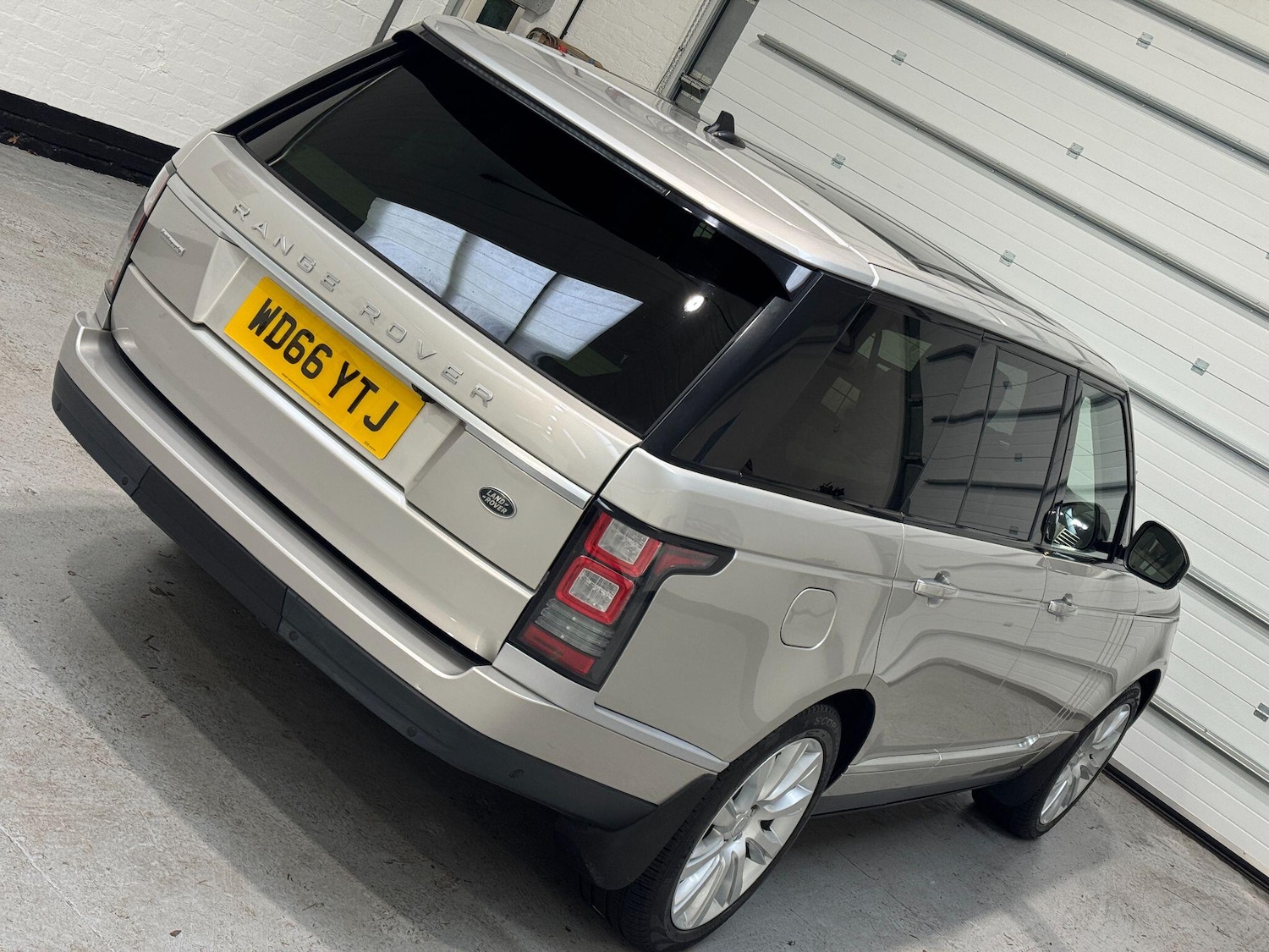 Used Land Rover Range Rover 2016 for sale - 77305171: Photo 32