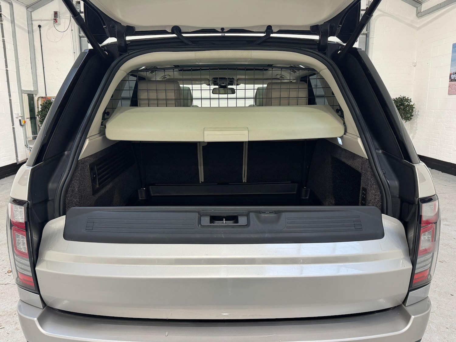 Used Land Rover Range Rover 2016 for sale - 77305171: Photo 49