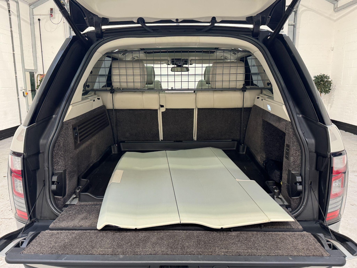 Used Land Rover Range Rover 2016 for sale - 77305171: Photo 52