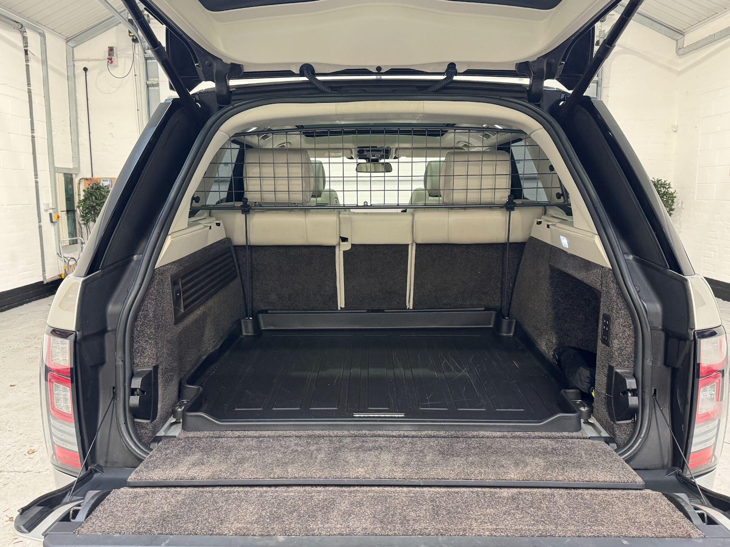 Used Land Rover Range Rover 2016 for sale - 77305171: Photo 54