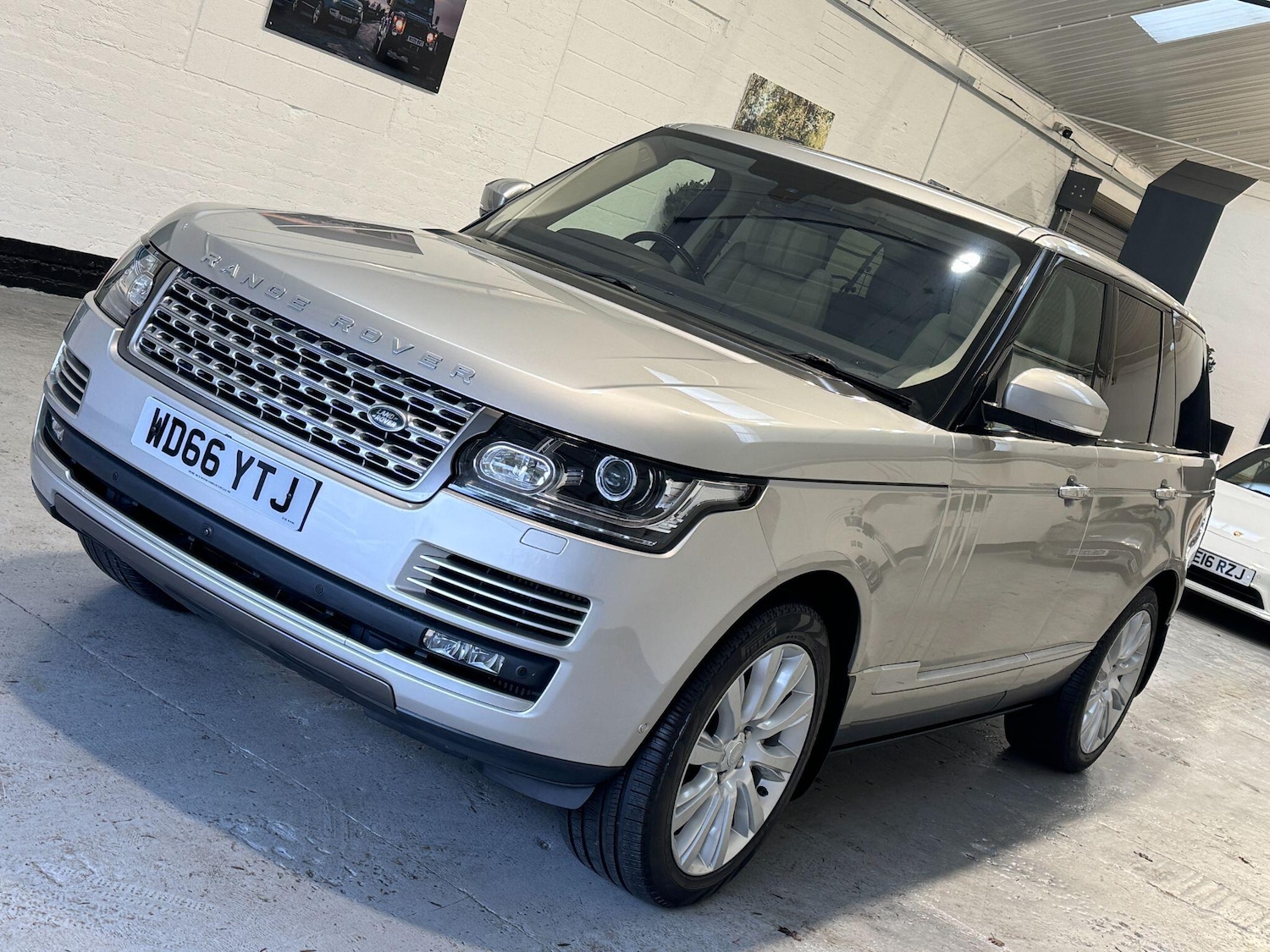 Used Land Rover Range Rover 2016 for sale - 77305171: Photo 62