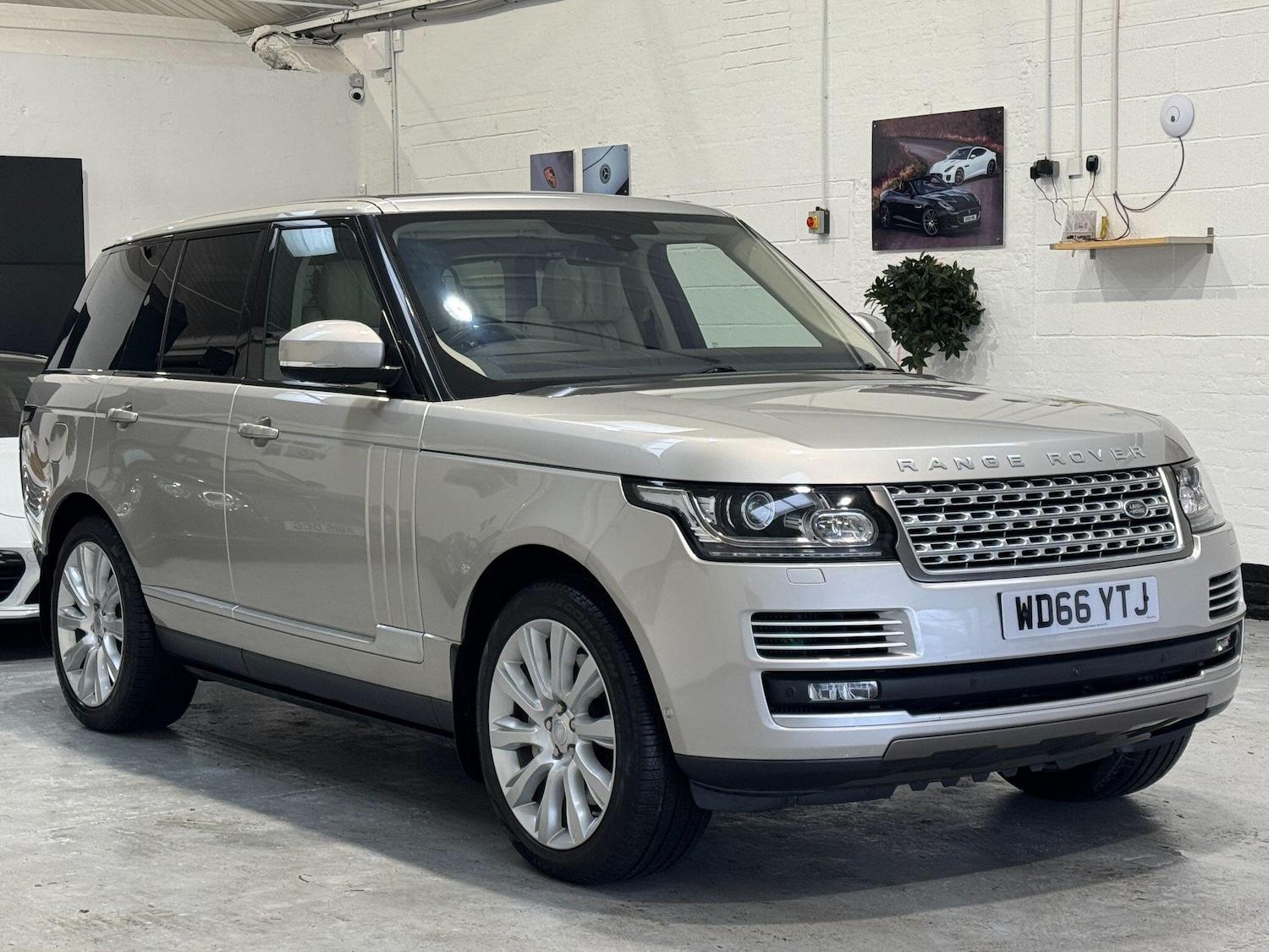 Used Land Rover Range Rover 2016 for sale - 77305171: Photo 7