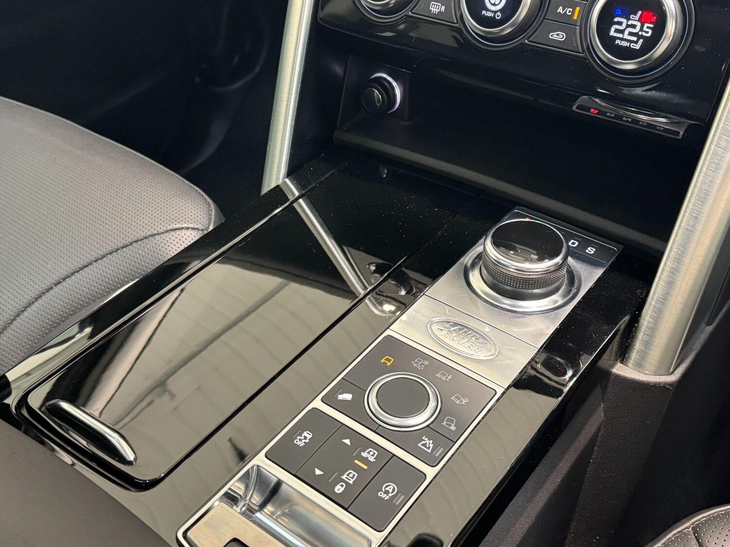 Used Land Rover Discovery for sale - 77565160: Photo 56