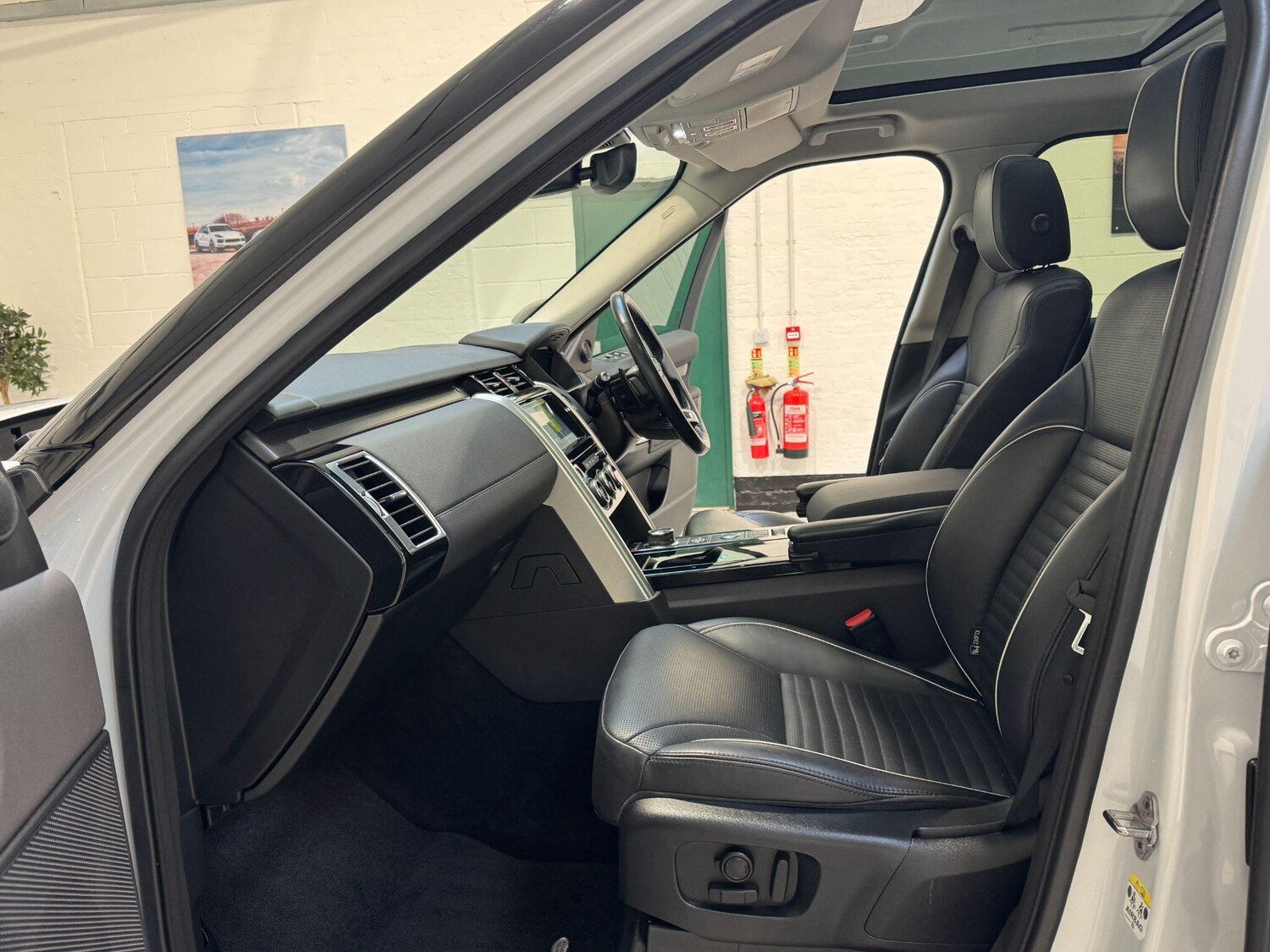 Used Land Rover Discovery for sale - 77565160: Photo 85