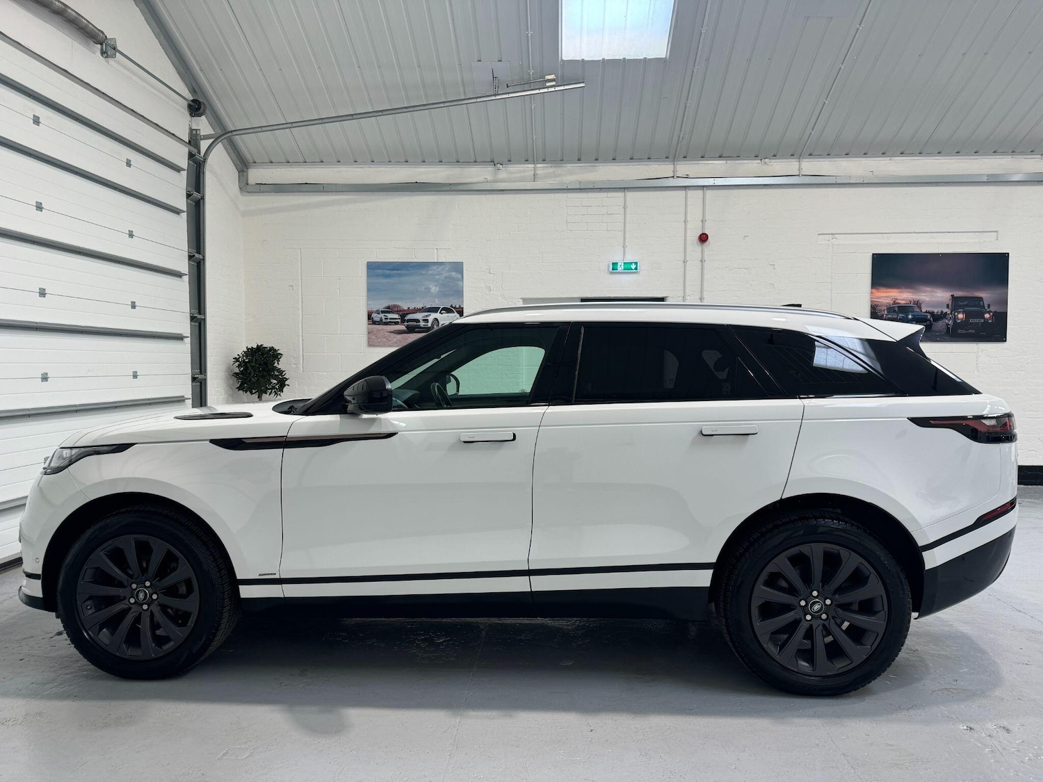 Used Land Rover Range Rover Velar 2018 for sale - 77645809: Photo 10
