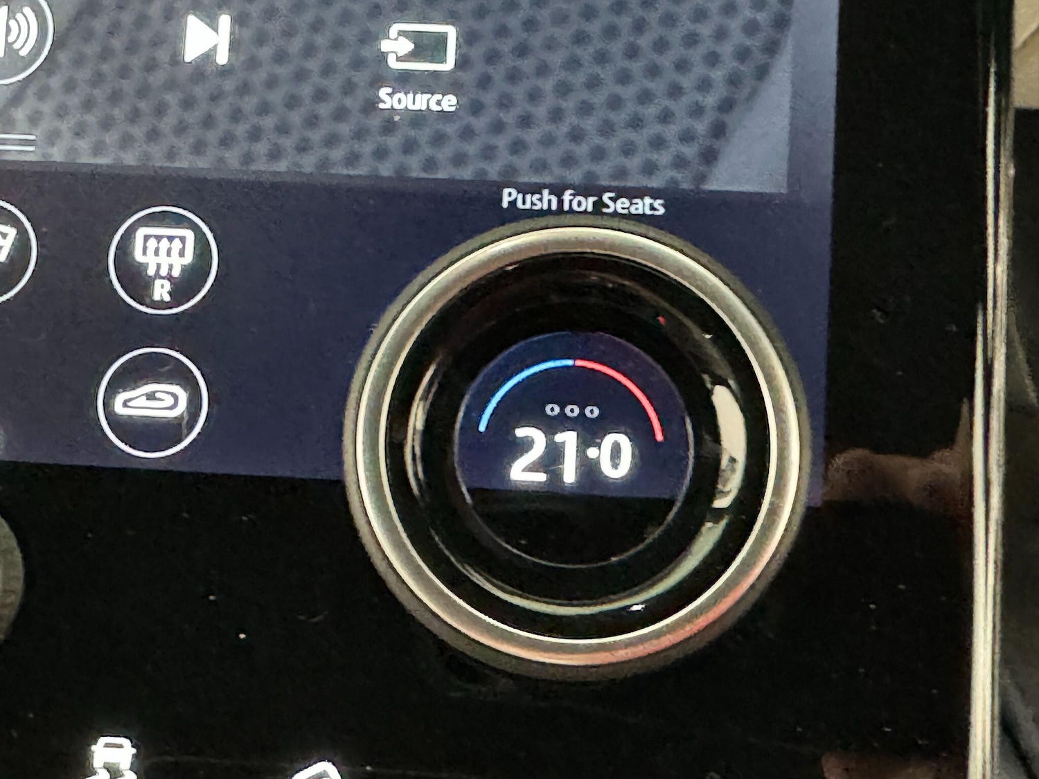 Used Land Rover Range Rover Velar 2018 for sale - 77645809: Photo 41