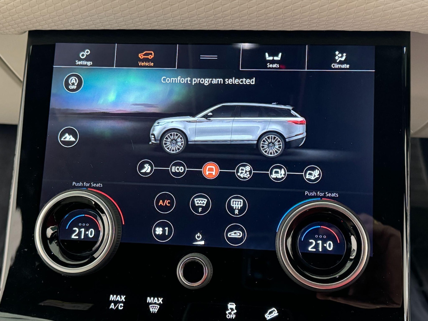 Used Land Rover Range Rover Velar 2018 for sale - 77645809: Photo 44