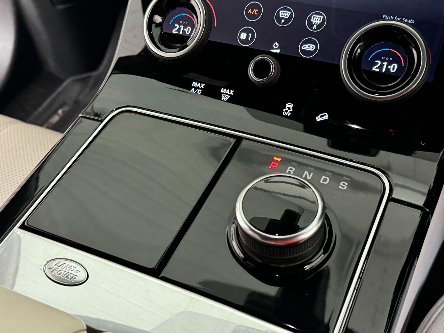 Used Land Rover Range Rover Velar 2018 for sale - 77645809: Photo 46