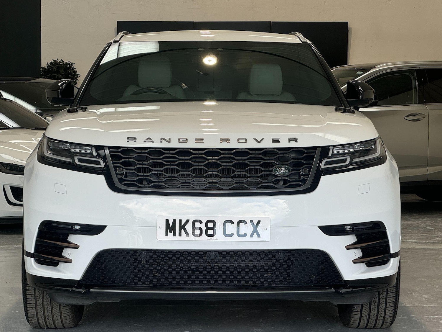 Used Land Rover Range Rover Velar 2018 for sale - 77645809: Photo 5