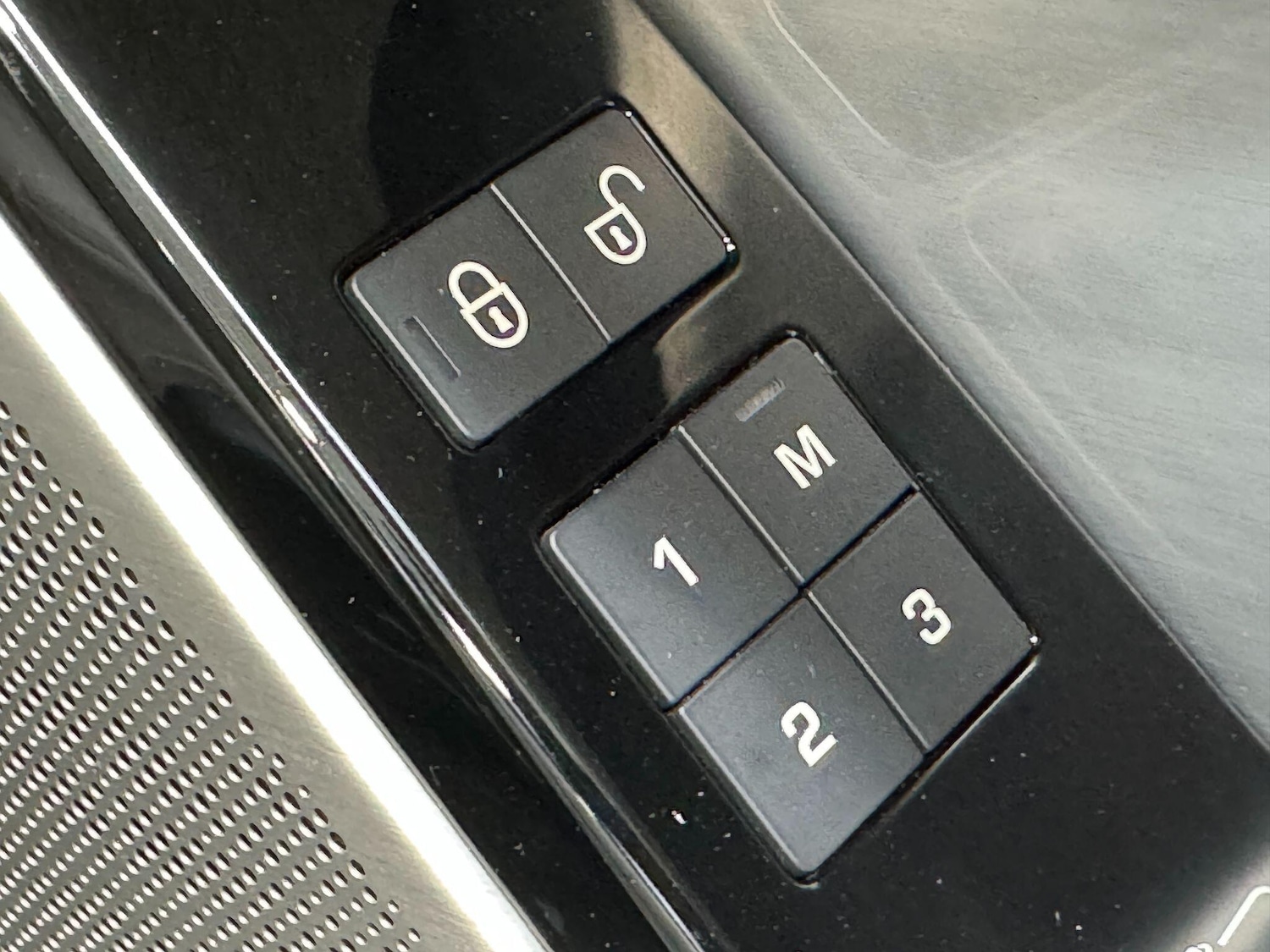 Used Land Rover Range Rover Velar 2018 for sale - 77645809: Photo 58