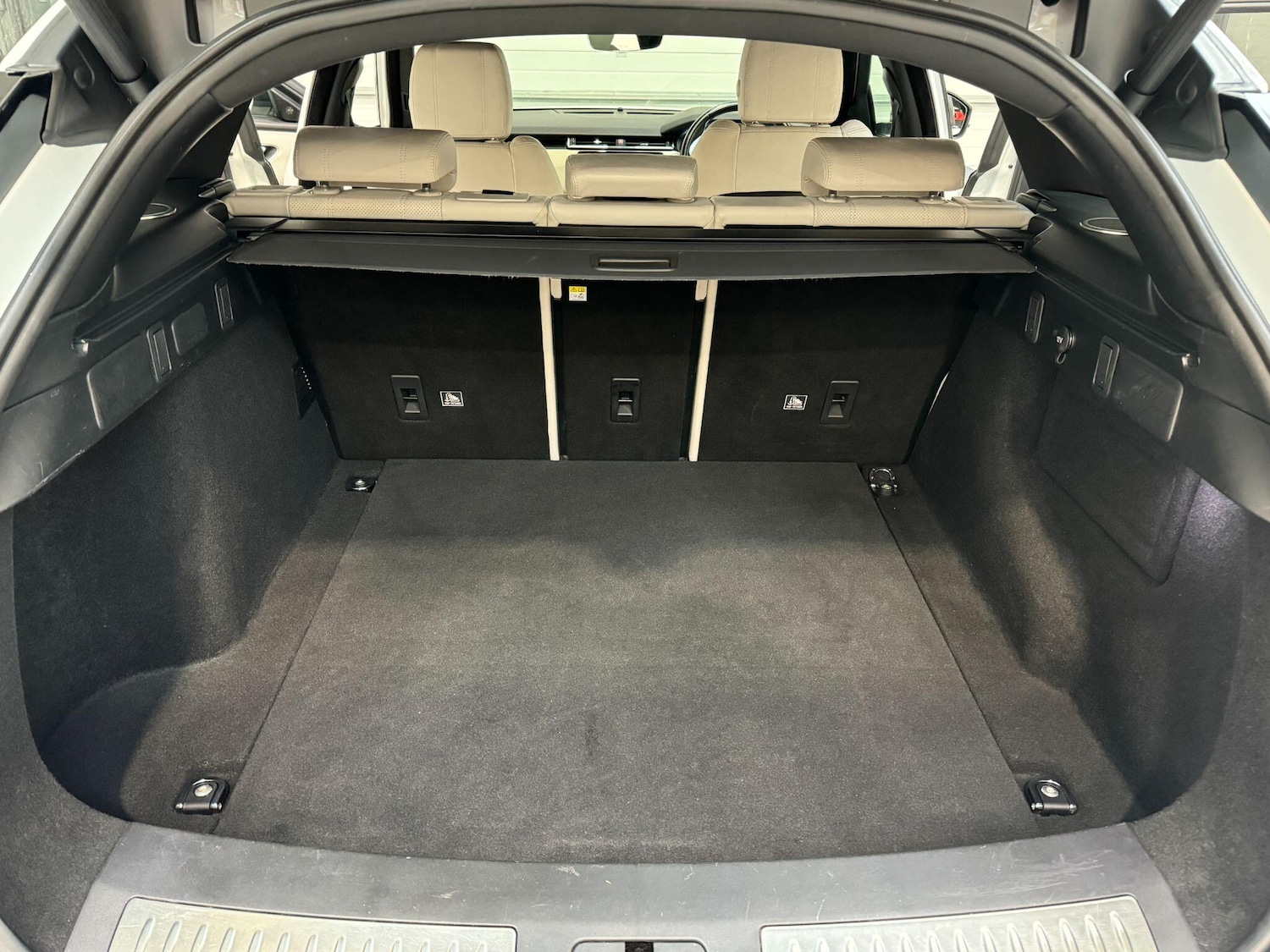 Used Land Rover Range Rover Velar 2018 for sale - 77645809: Photo 63