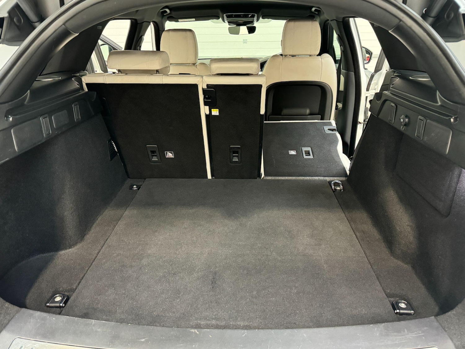 Used Land Rover Range Rover Velar 2018 for sale - 77645809: Photo 68