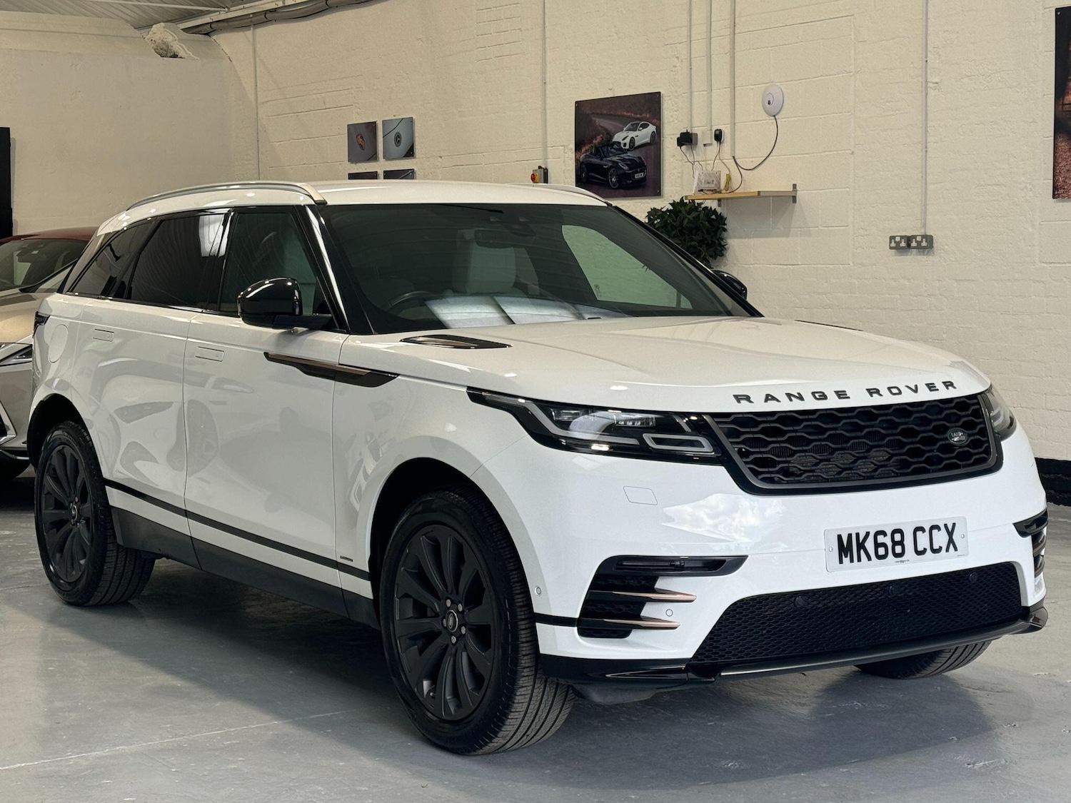 Used Land Rover Range Rover Velar 2018 for sale - 77645809: Photo 7
