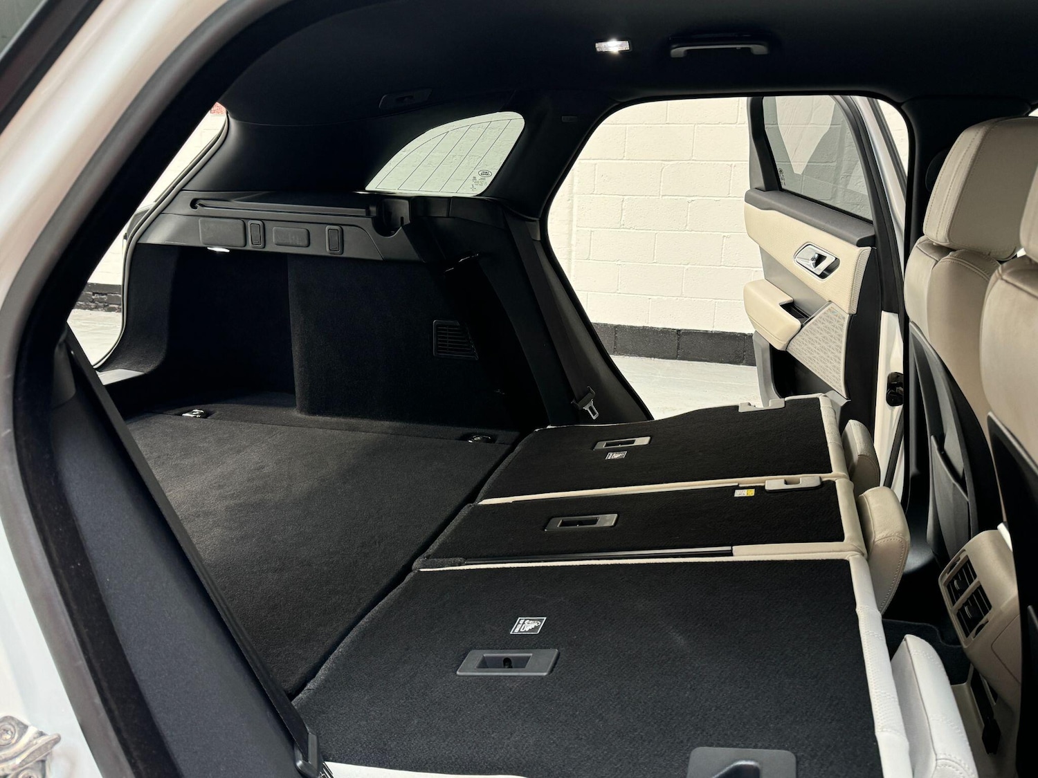 Used Land Rover Range Rover Velar 2018 for sale - 77645809: Photo 70