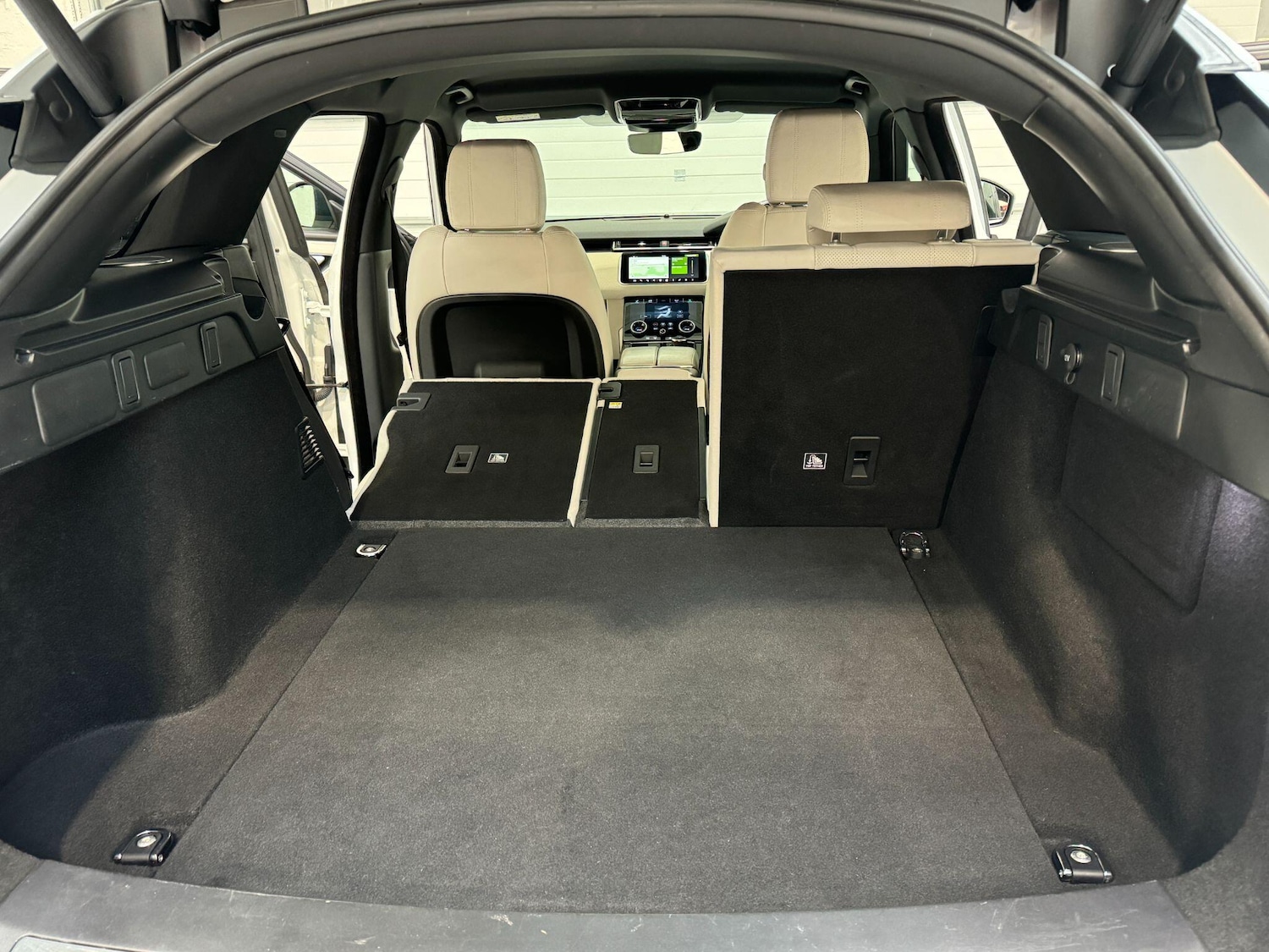 Used Land Rover Range Rover Velar 2018 for sale - 77645809: Photo 73