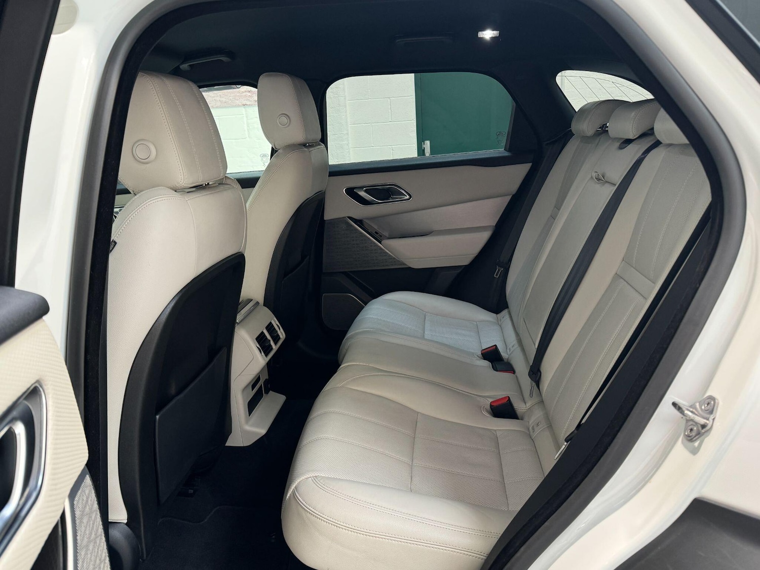 Used Land Rover Range Rover Velar 2018 for sale - 77645809: Photo 78