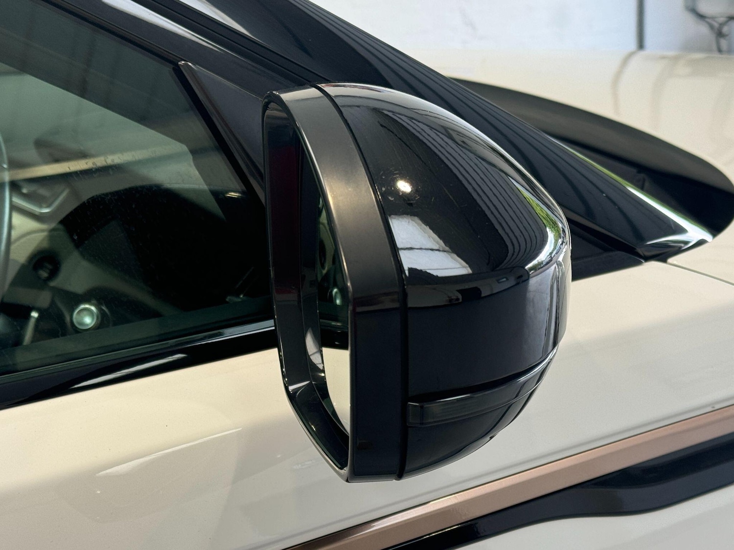 Used Land Rover Range Rover Velar 2018 for sale - 77645809: Photo 95