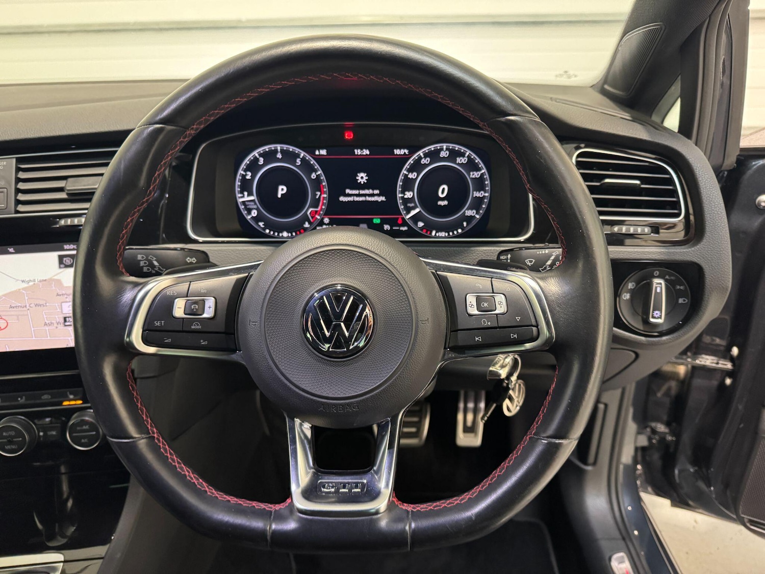 Used Volkswagen Golf 2017 for sale - 76388282: Photo 25