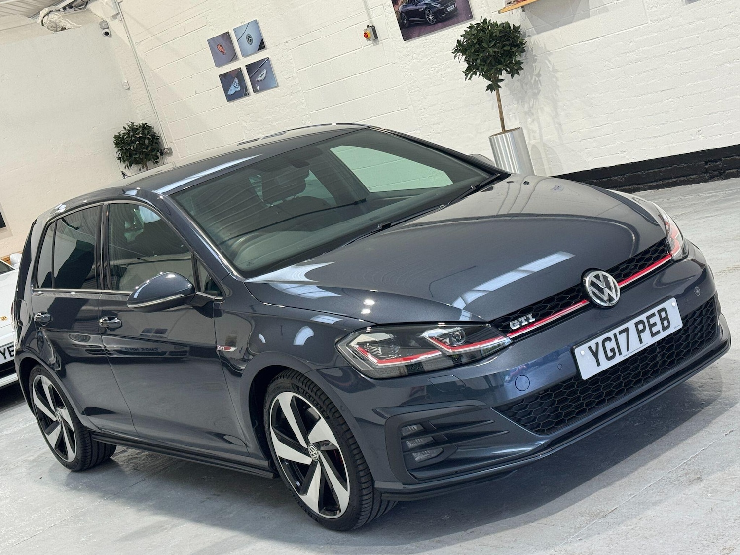 Used Volkswagen Golf 2017 for sale - 76388282: Photo 27