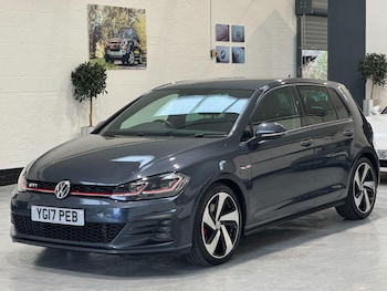Used Volkswagen Golf 2017 for sale - 76388282: Photo