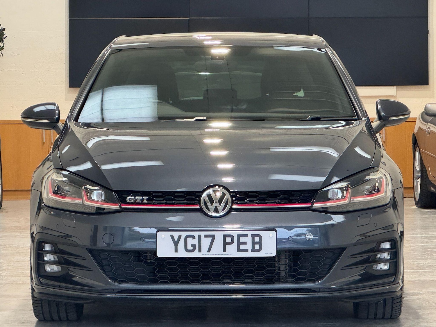 Used Volkswagen Golf 2017 for sale - 76388282: Photo 5