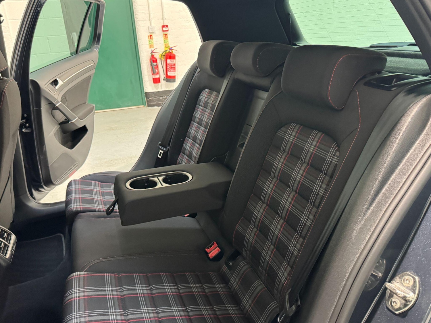 Used Volkswagen Golf 2017 for sale - 76388282: Photo 51