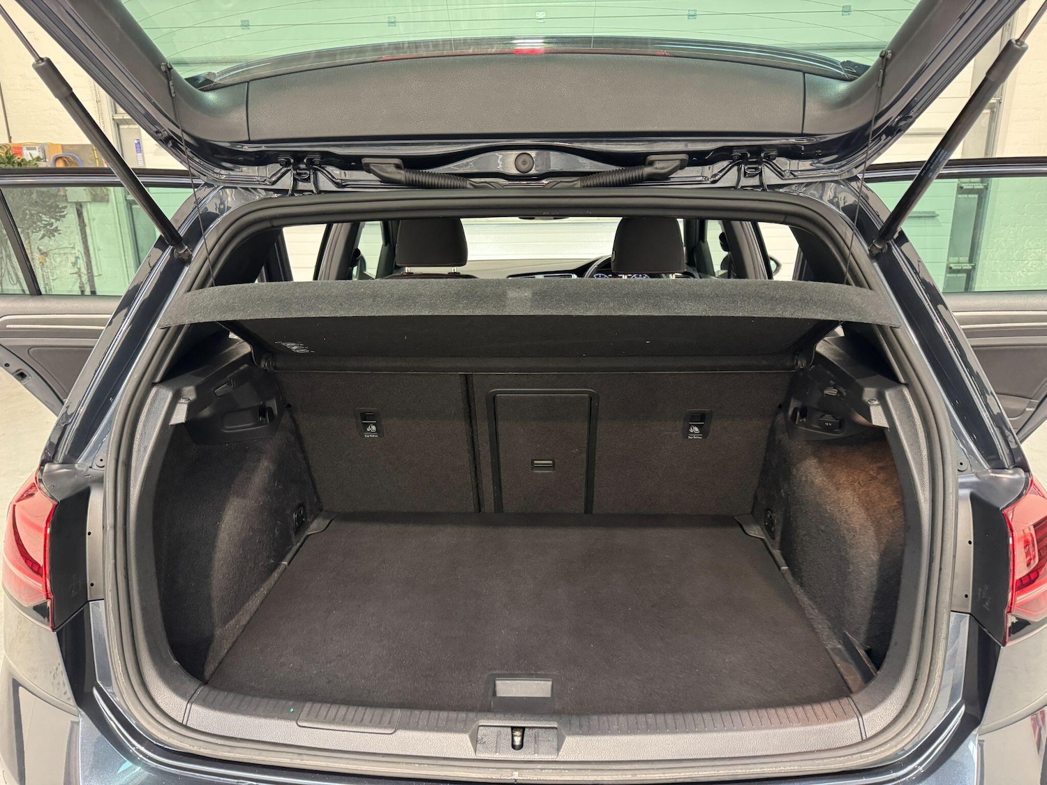 Used Volkswagen Golf 2017 for sale - 76388282: Photo 59