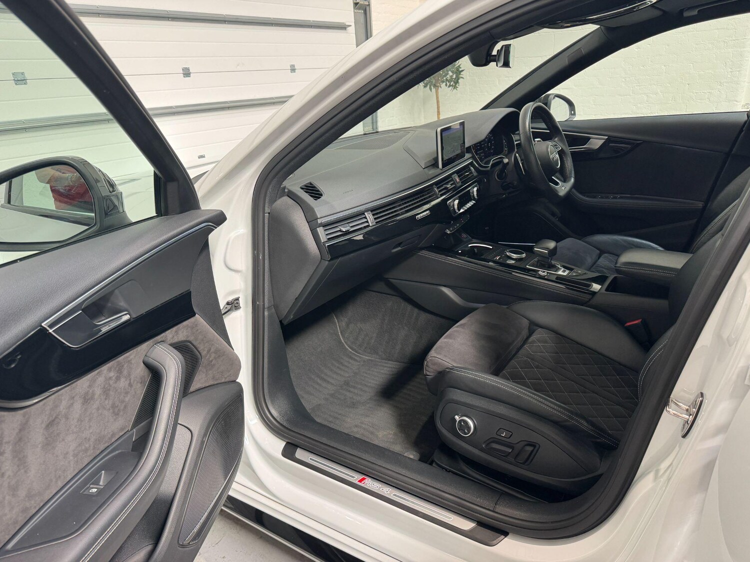 Used Audi RS4 Avant 2019 for sale - 76012583: Photo 47