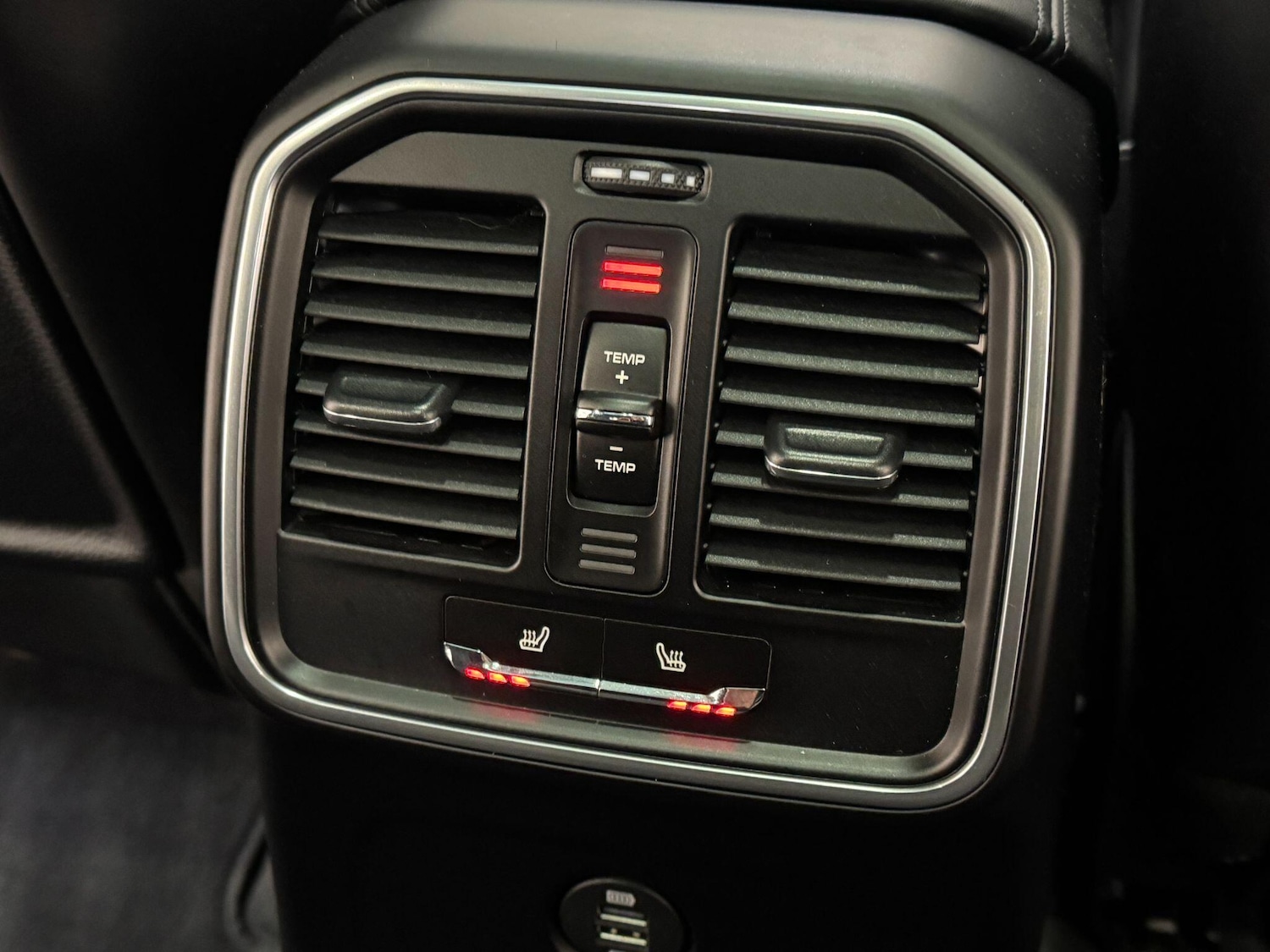 Used Porsche Macan for sale - 76824885: Photo 54