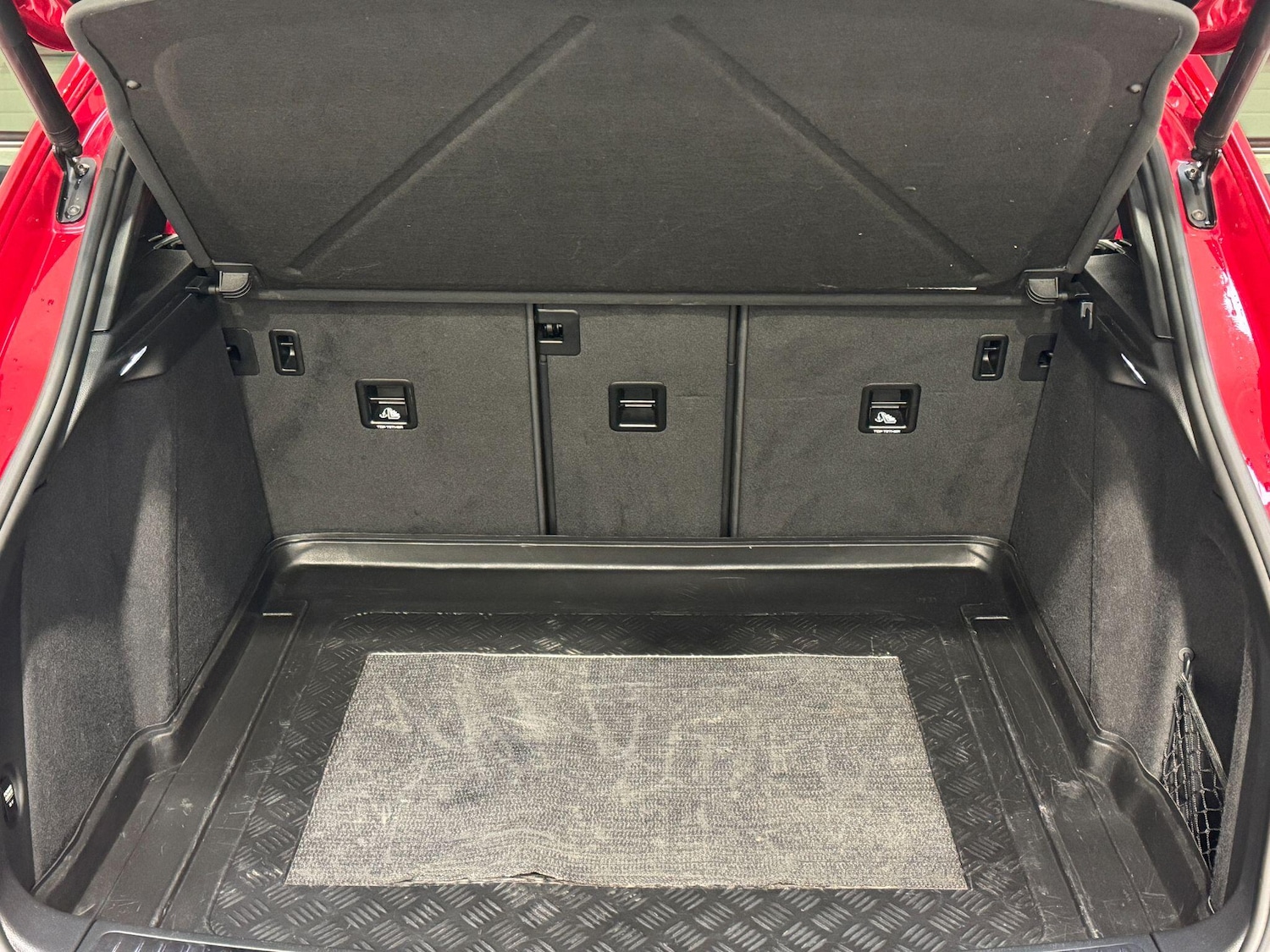 Used Porsche Macan for sale - 76824885: Photo 56