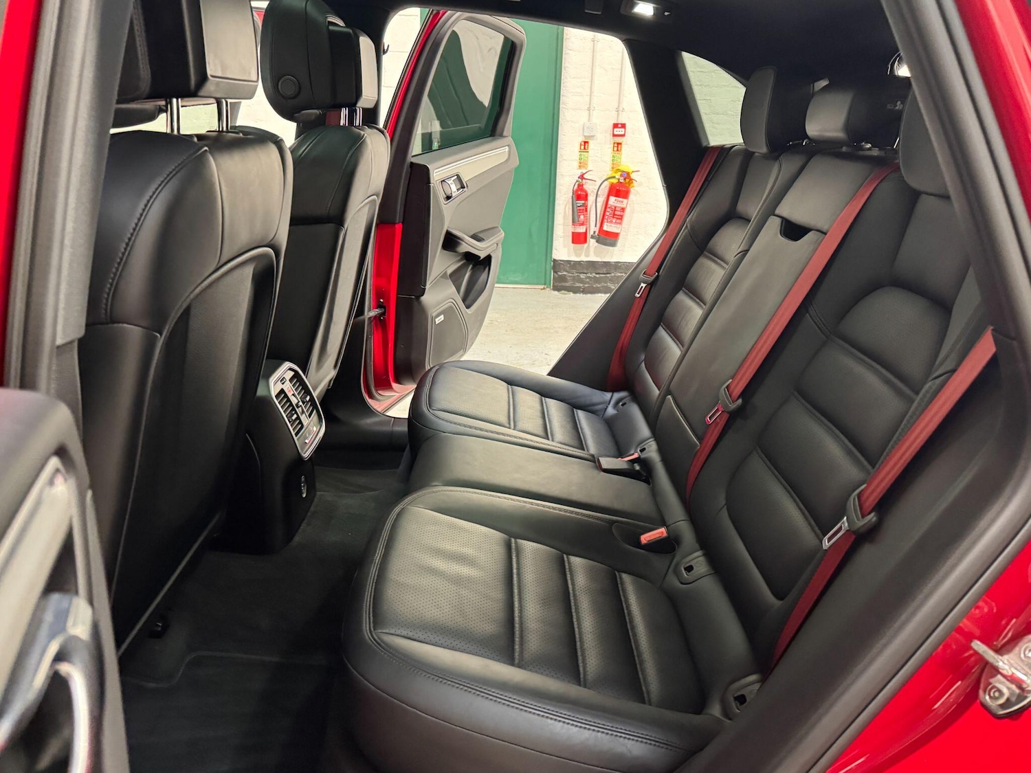 Used Porsche Macan for sale - 76824885: Photo 62