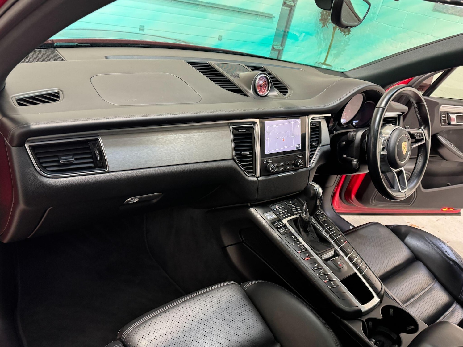 Used Porsche Macan for sale - 76824885: Photo 64