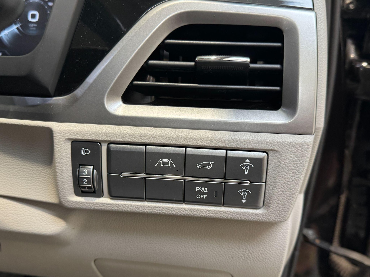 Used Ssangyong Korando 2021 for sale - 76634065: Photo 53