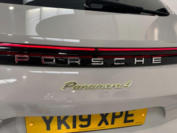 Used Porsche Panamera for sale - 75609142: Photo 31