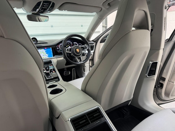 Used Porsche Panamera for sale - 75609142: Photo 90