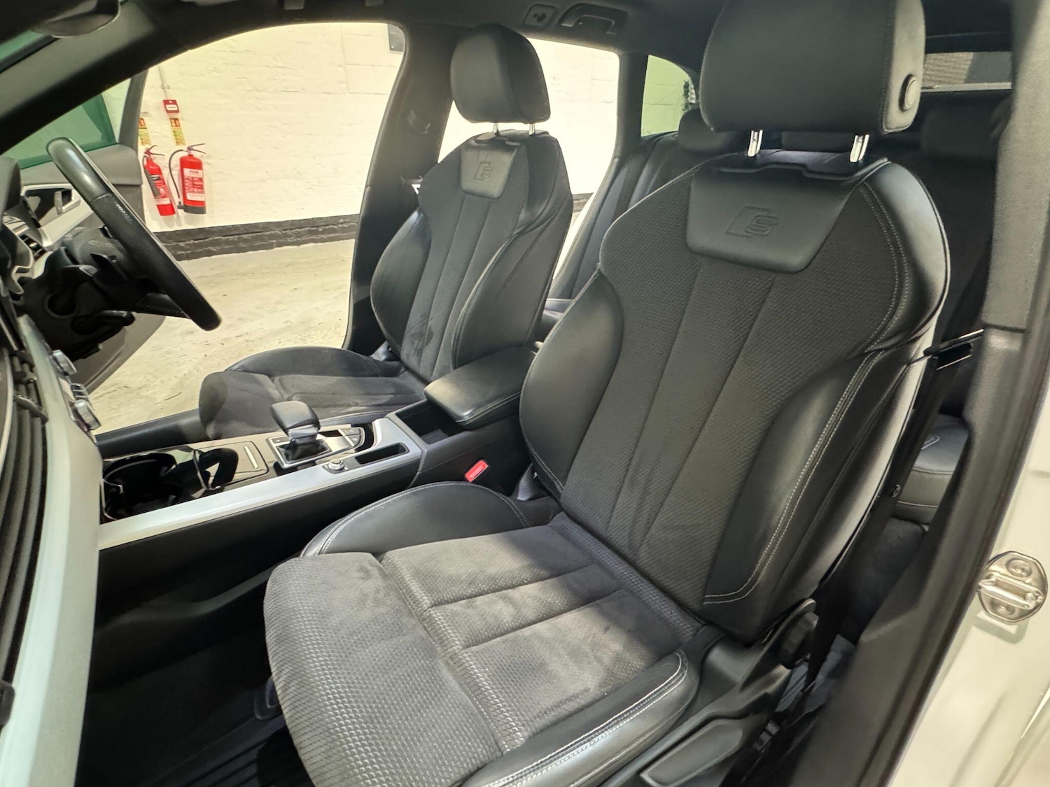 Used Audi A4 Avant for sale - 77267236: Photo 75