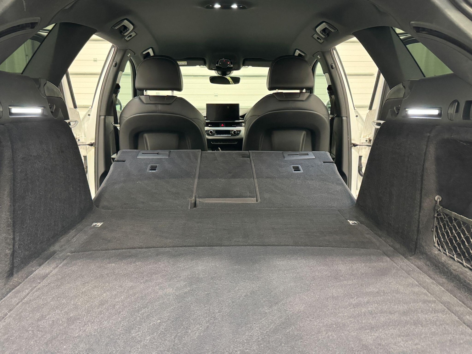 Used Audi A4 Avant for sale - 77267236: Photo 81