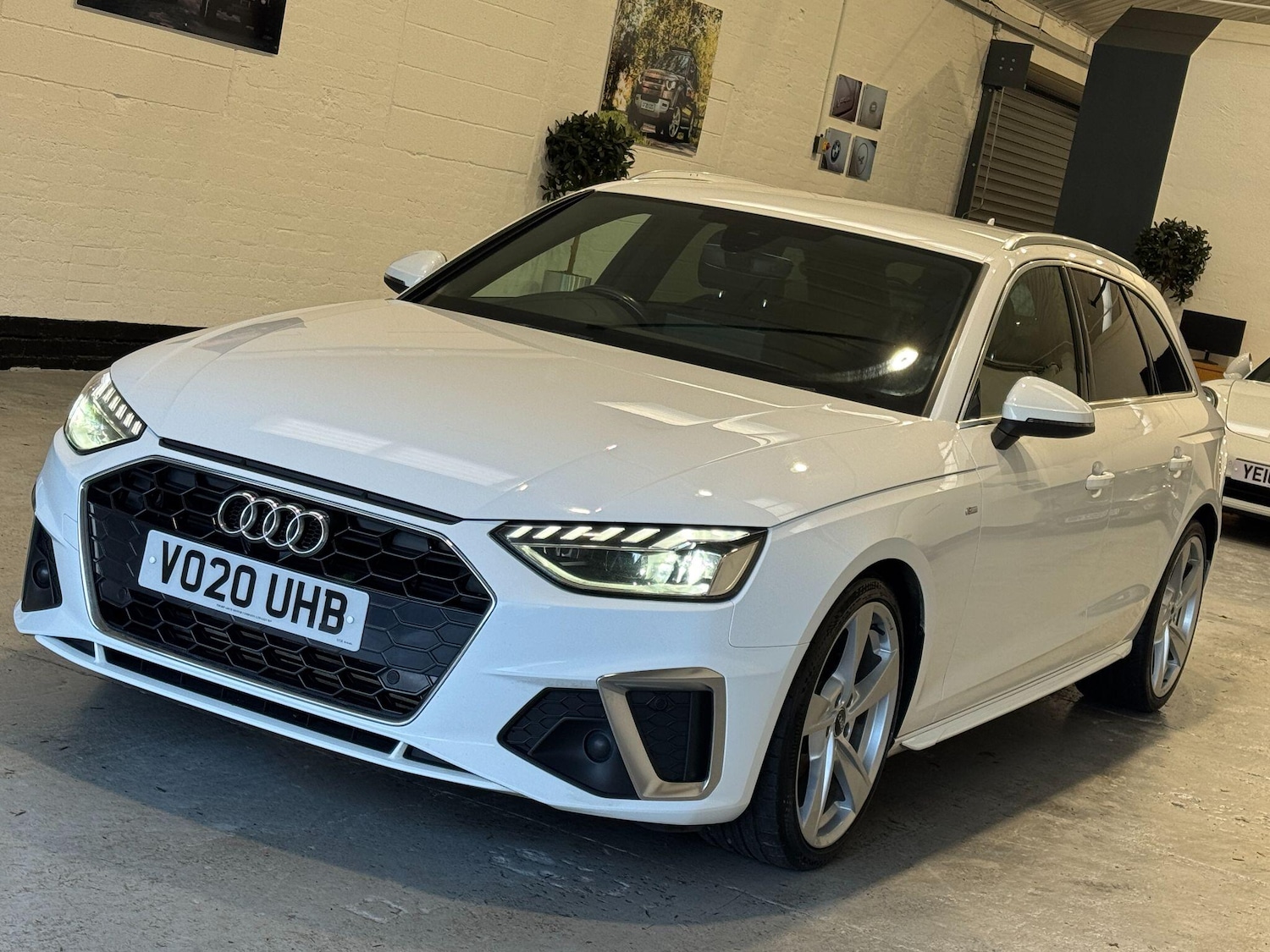 Used Audi A4 Avant for sale - 77267236: Photo 85