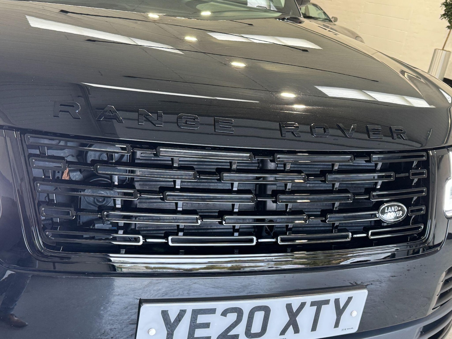 Used Land Rover Range Rover 2020 for sale - 76371500: Photo 38