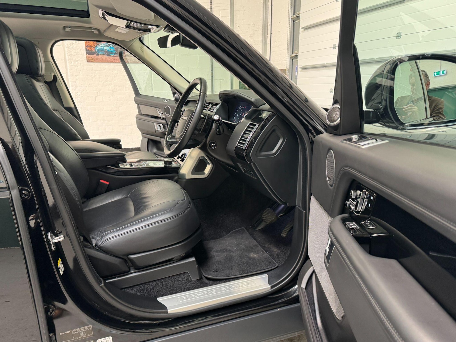 Used Land Rover Range Rover 2020 for sale - 76371500: Photo 78
