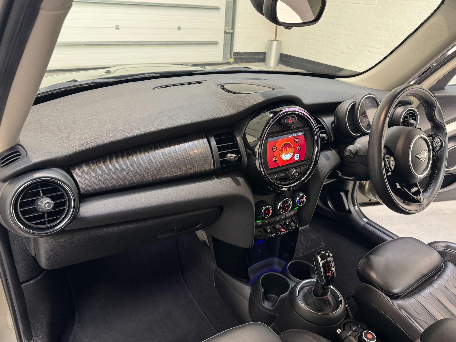 Used MINI Hatch 2020 for sale - 78035068: Photo 19