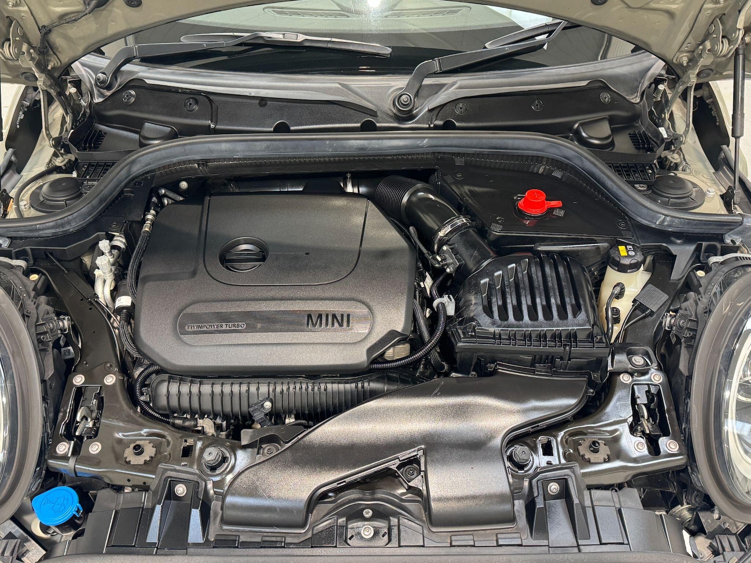 Used MINI Hatch 2020 for sale - 78035068: Photo 30