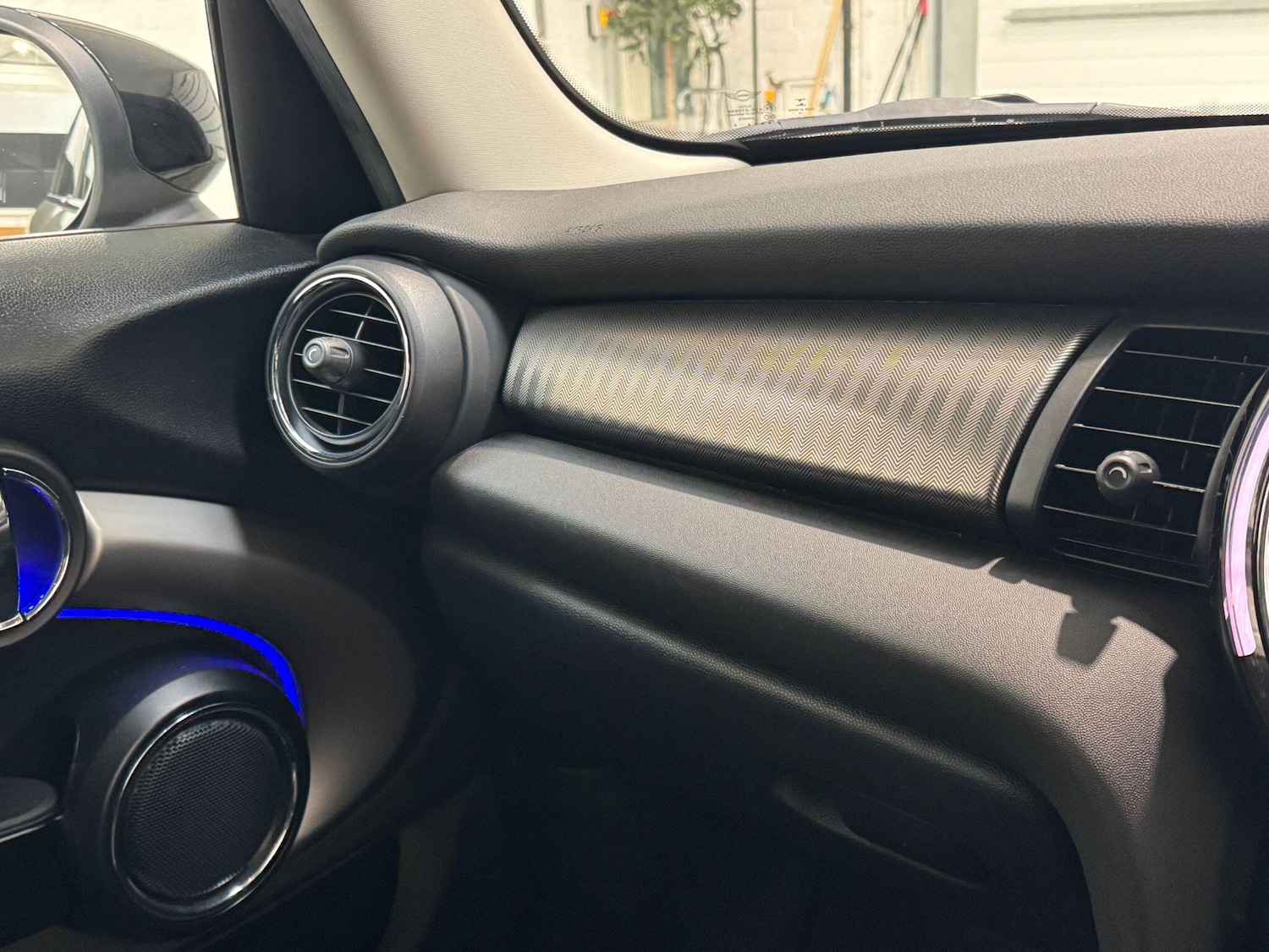 Used MINI Hatch 2020 for sale - 78035068: Photo 42