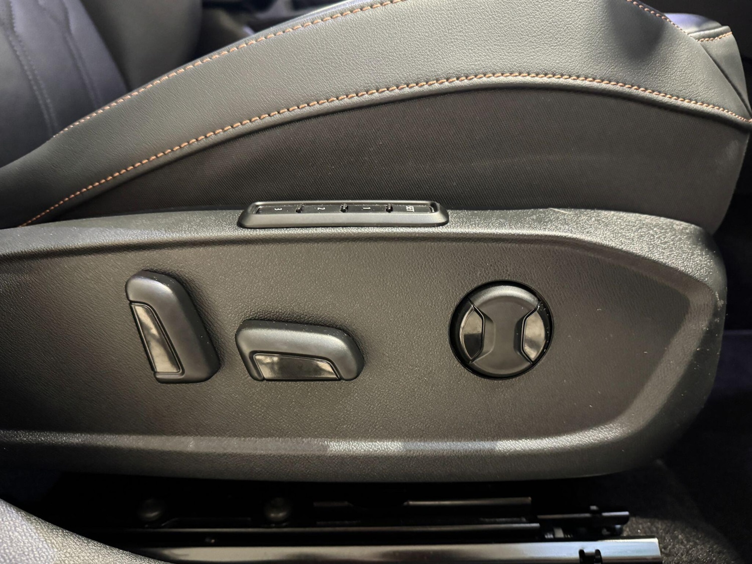 Used Cupra Leon 2024 for sale - 77215823: Photo 23