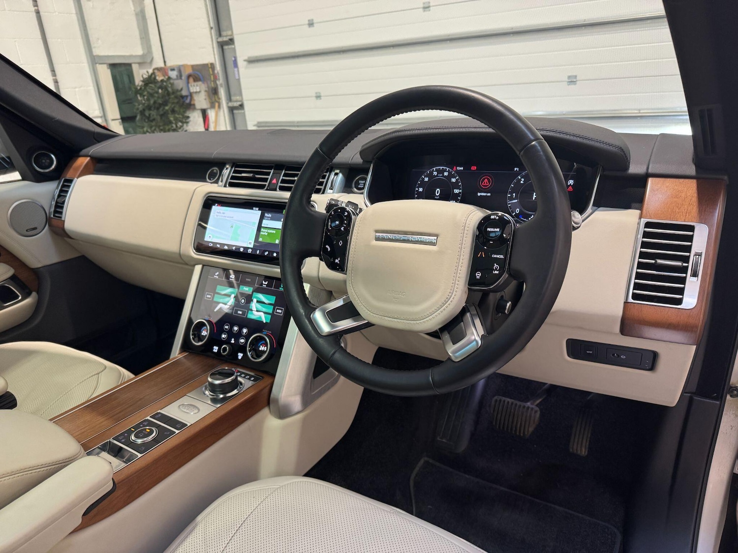 Used Land Rover Range Rover 2018 for sale - 76952665: Photo 17