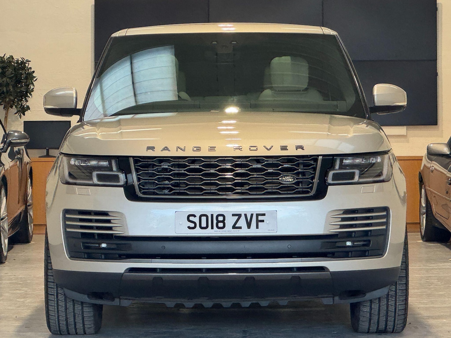 Used Land Rover Range Rover 2018 for sale - 76952665: Photo 5
