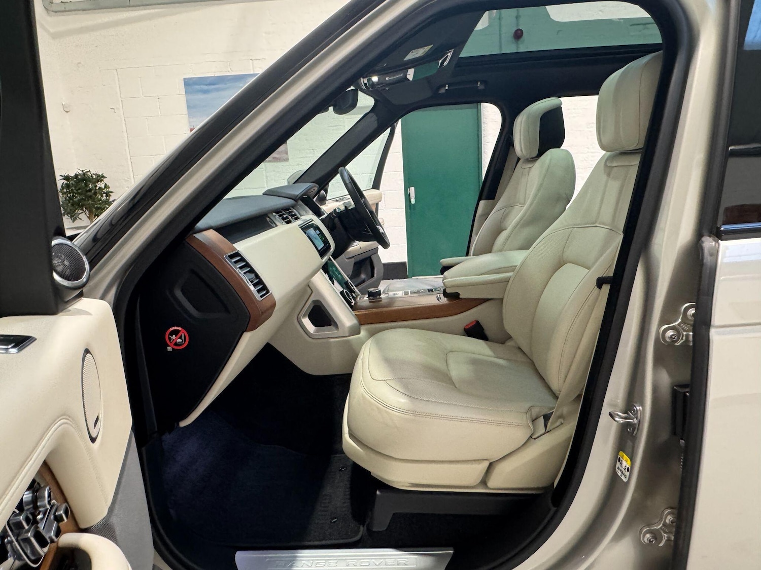 Used Land Rover Range Rover 2018 for sale - 76952665: Photo 69