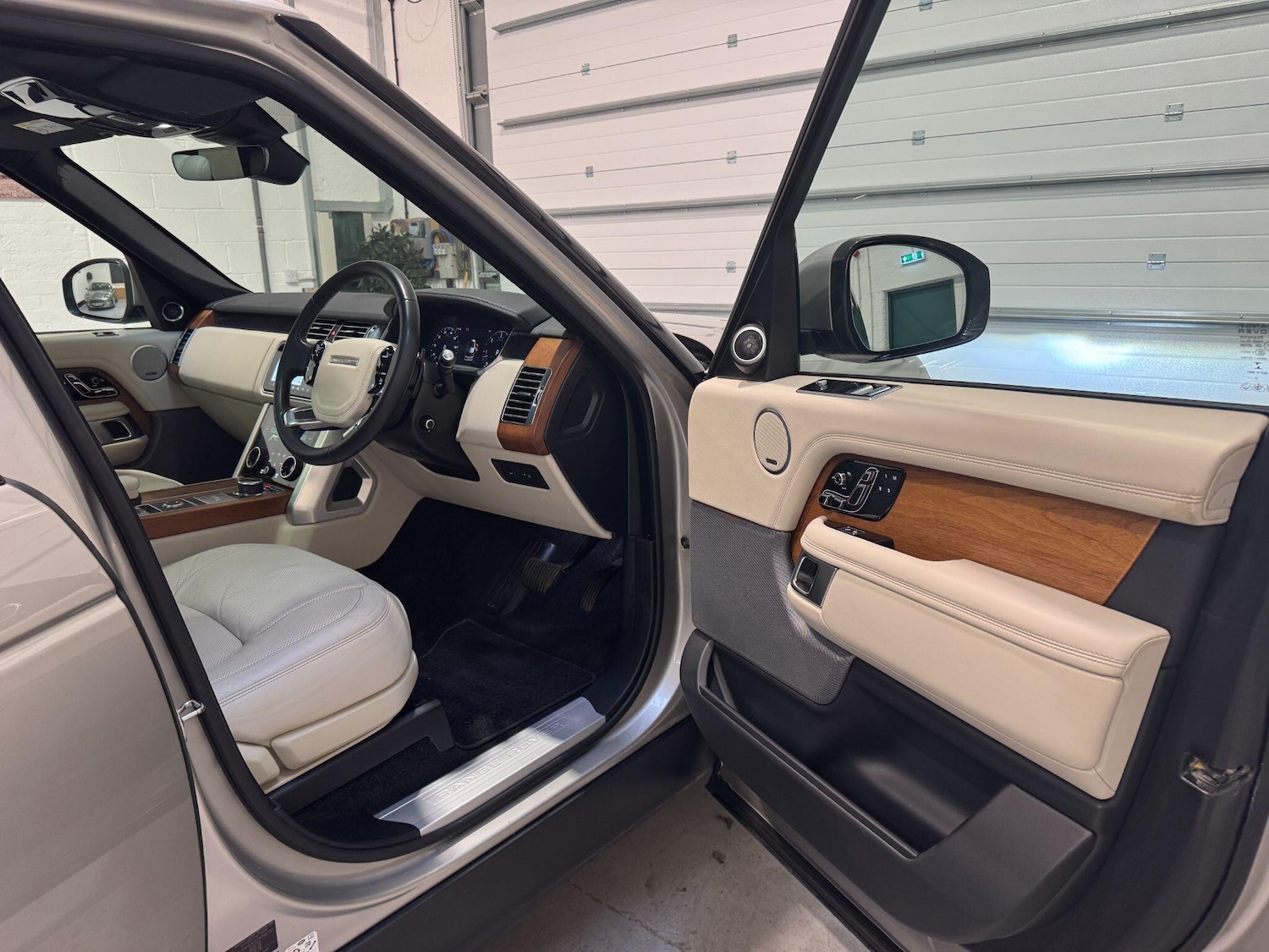 Used Land Rover Range Rover 2018 for sale - 76952665: Photo 88